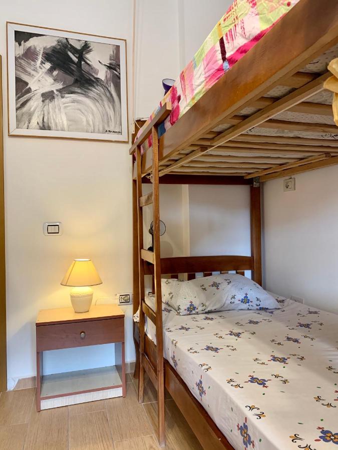The Wanderers Hostel Shkodër Екстериор снимка