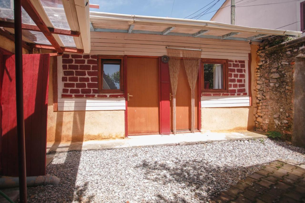 The Wanderers Hostel Shkodër Екстериор снимка