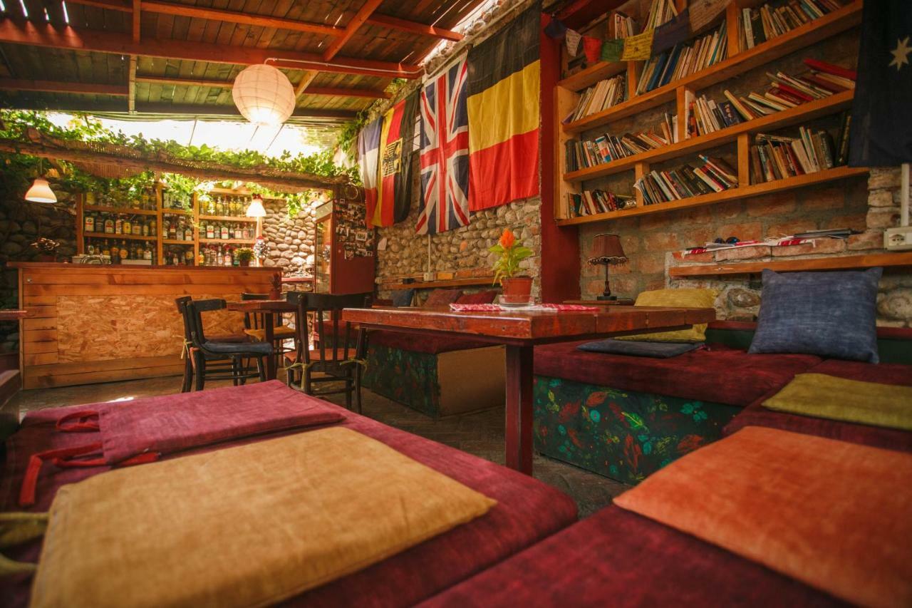 The Wanderers Hostel Shkodër Екстериор снимка
