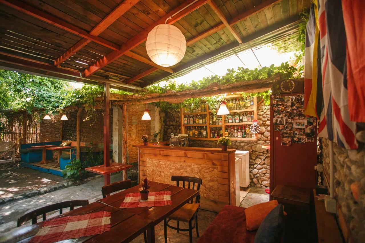The Wanderers Hostel Shkodër Екстериор снимка