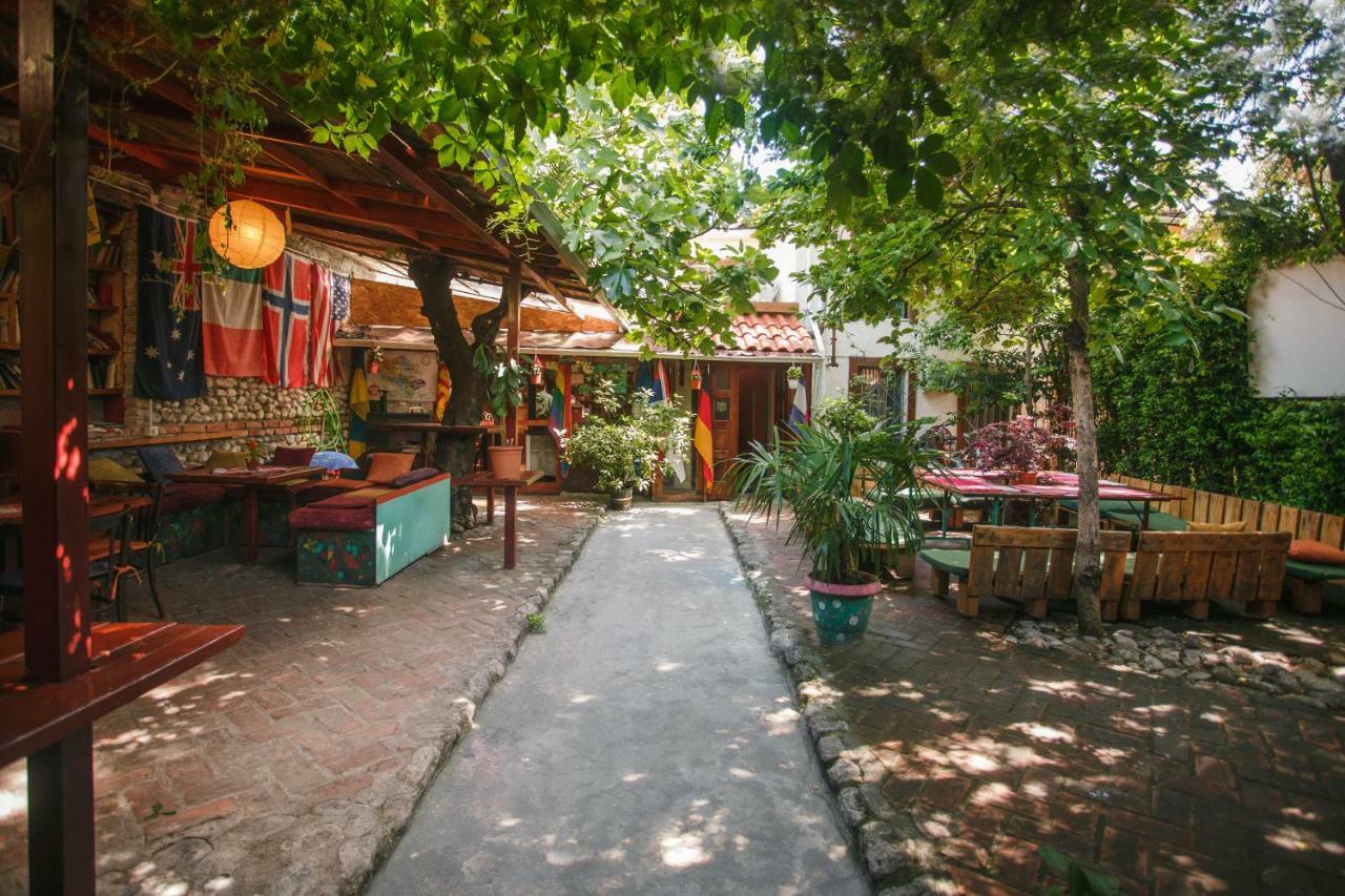 The Wanderers Hostel Shkodër Екстериор снимка
