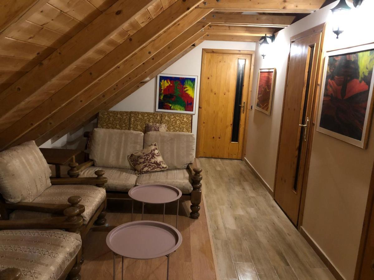 The Wanderers Hostel Shkodër Екстериор снимка